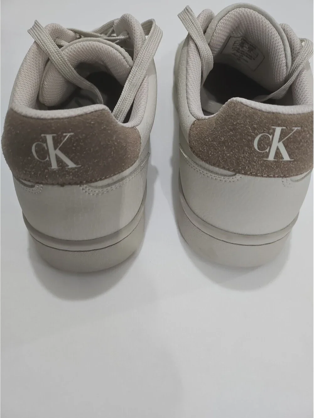 Calvin Klein Men's Lukani-M Light Gray Lace Up Sneakers Size 10M New Without Tag